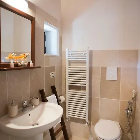 格兰迪特鲁利住宿加早餐旅馆