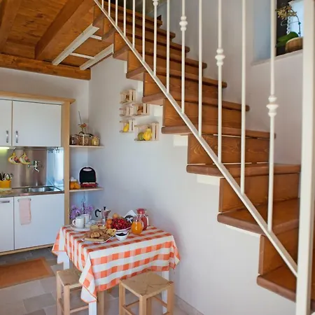 Grandi Trulli Bed & Breakfast *